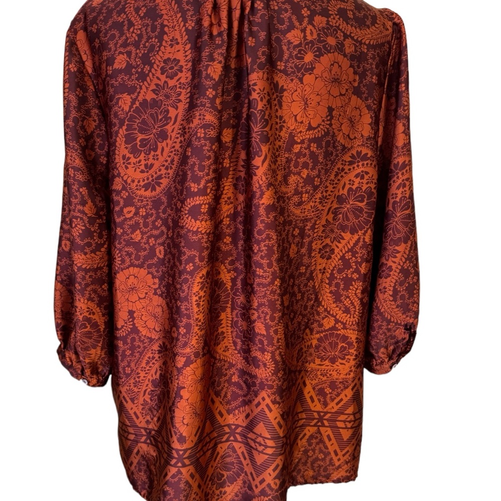 LIZ CLAIBORNE  BEAUTIFUL PRINT BLOUSE SIZE:  XLARGE #2 - Picture 7 of 10